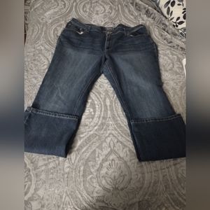 Maurices jeans